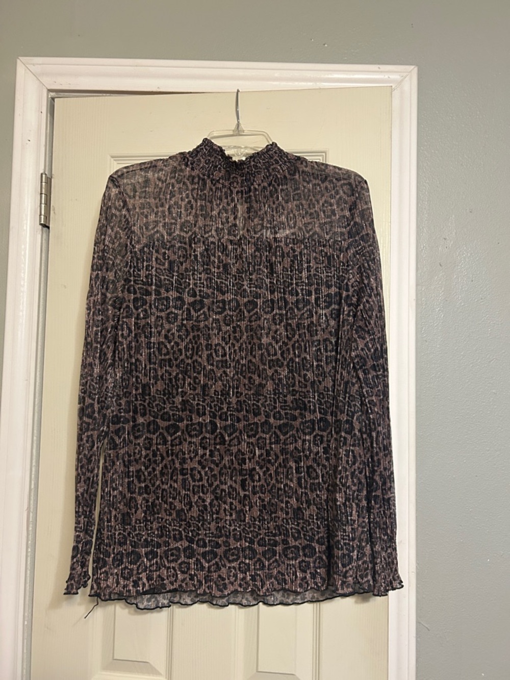 BOGO 1/2off🎒35%off3🛴 Adrianna Pappell brown brown animal print  top NWT